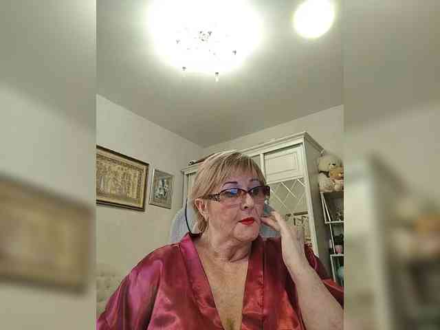 KarinkaSweet webcam
