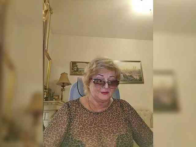 KarinkaSweet webcam