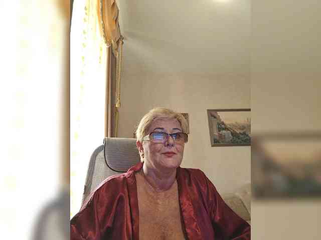 KarinkaSweet webcam