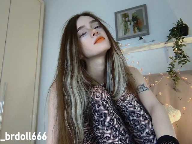 BrokenDoll666