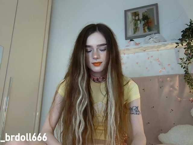 BrokenDoll666 live cam on BongaCams