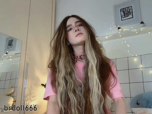 BrokenDoll666
