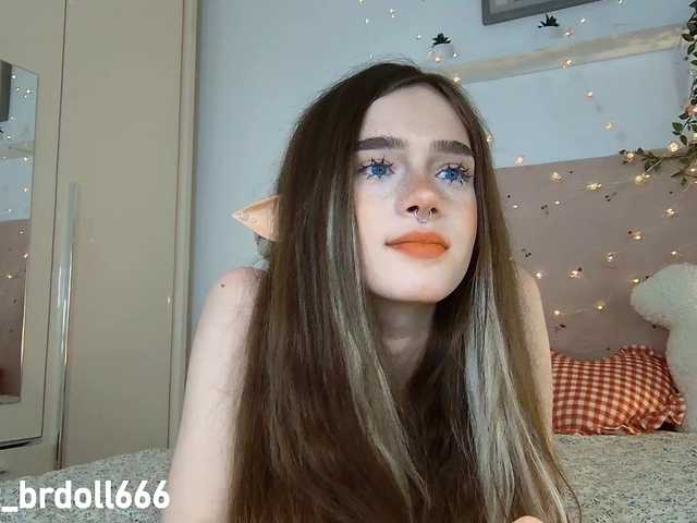 BrokenDoll666