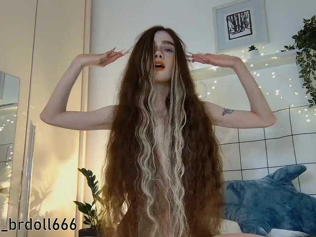 BrokenDoll666