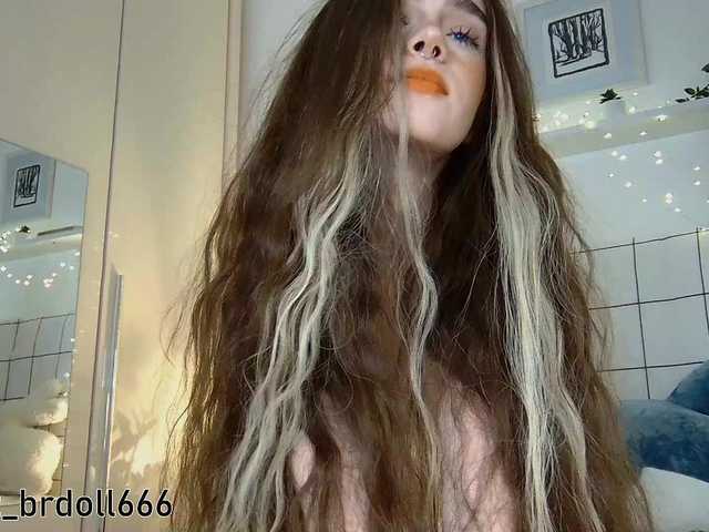 BrokenDoll666