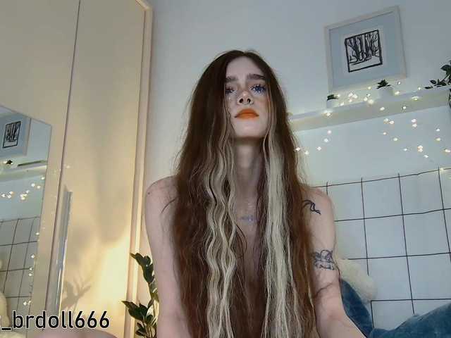 BrokenDoll666
