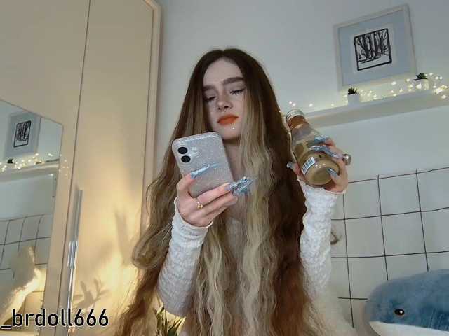 BrokenDoll666