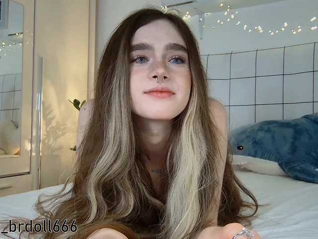 BrokenDoll666