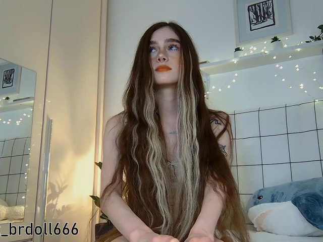 BrokenDoll666 live cam on BongaCams