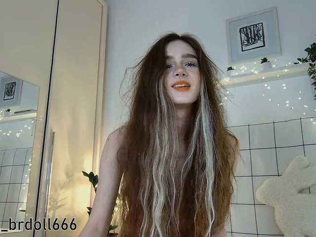 BrokenDoll666