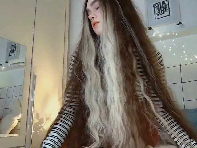 BrokenDoll666 live cam on BongaCams