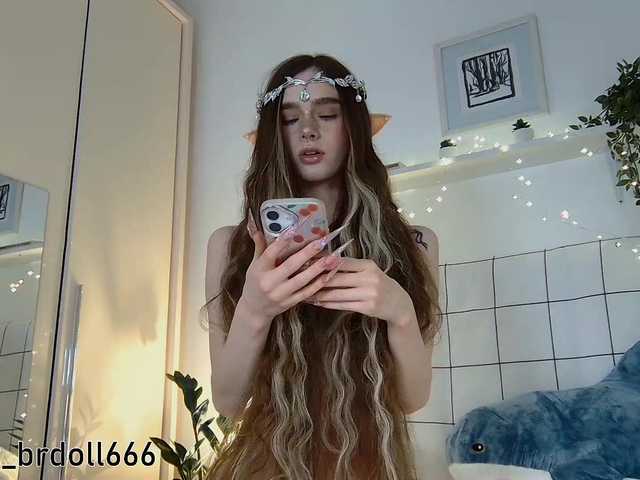 BrokenDoll666