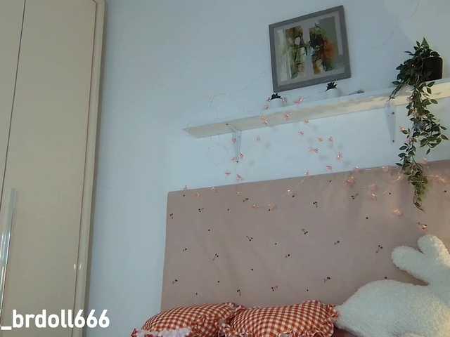 BrokenDoll666 live cam on BongaCams