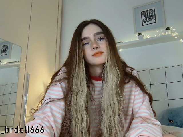 BrokenDoll666
