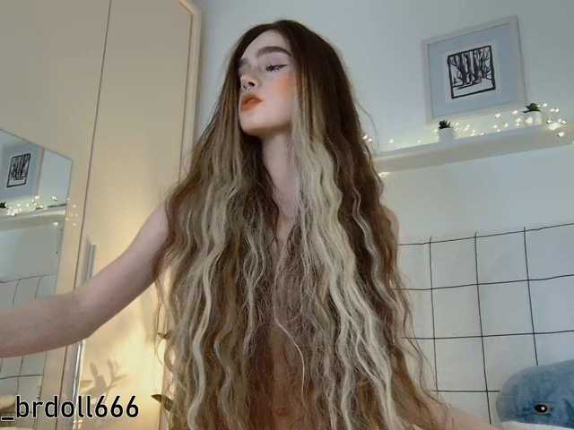 BrokenDoll666