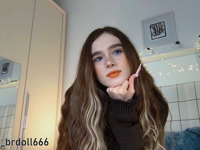 BrokenDoll666