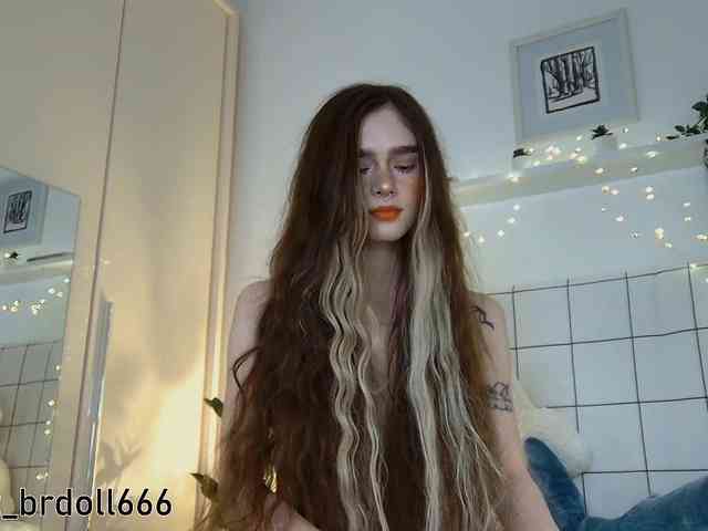 Модель: BrokenDoll666
