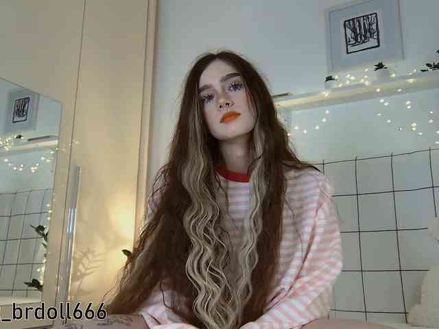 BrokenDoll666 Sex Cam Show