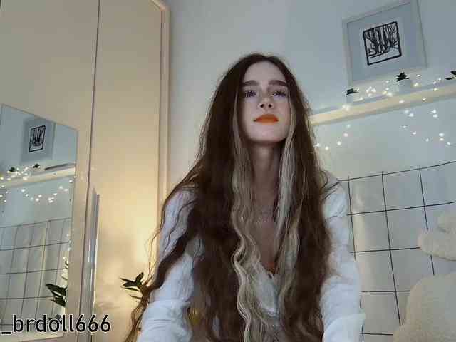 BrokenDoll666 Sex Cam Show