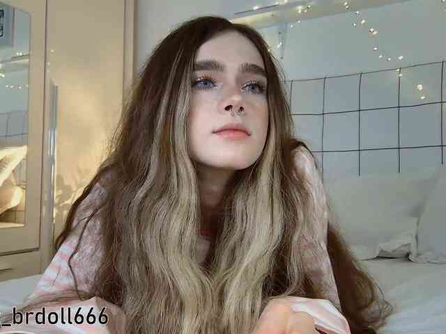 BrokenDoll666