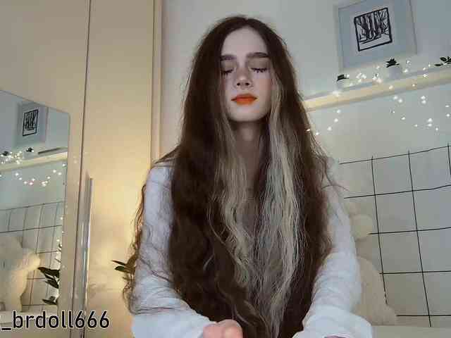 BrokenDoll666 Sex Cam Show