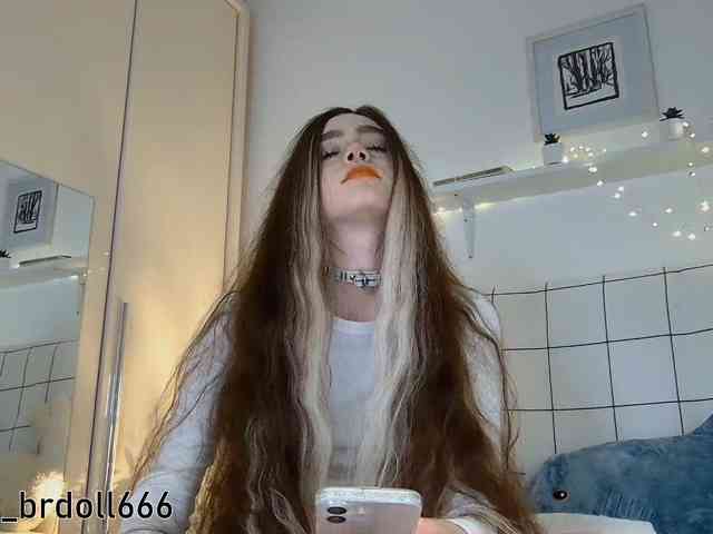 BrokenDoll666