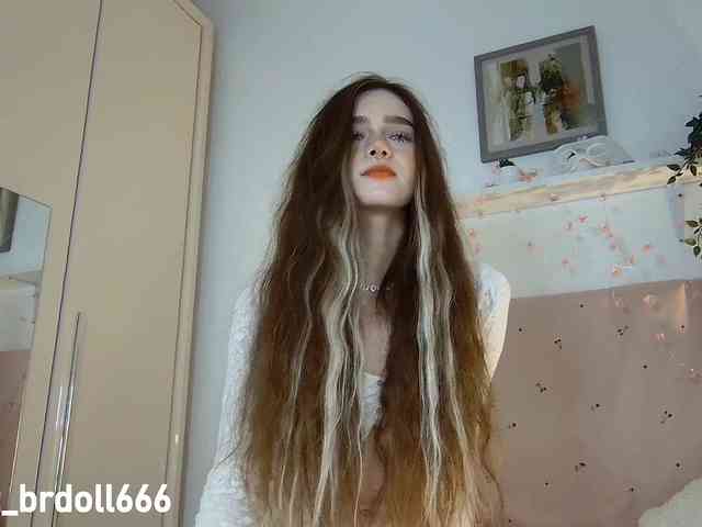 BrokenDoll666