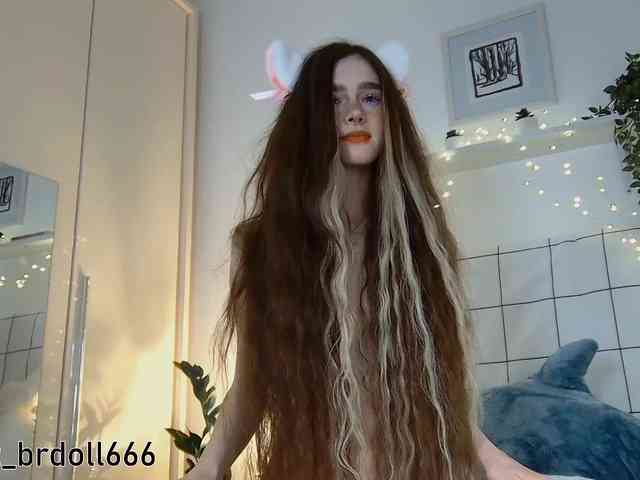 Модель: BrokenDoll666