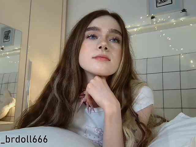 BrokenDoll666