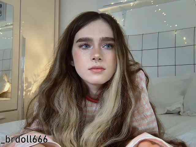 Модель: BrokenDoll666