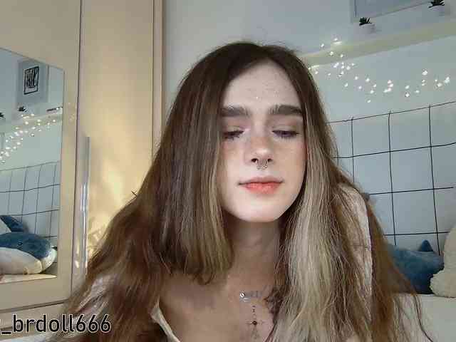 BrokenDoll666 BrokenDoll666