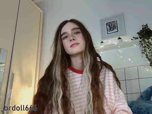 Модель: BrokenDoll666