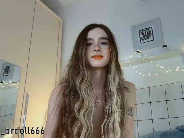 BrokenDoll666