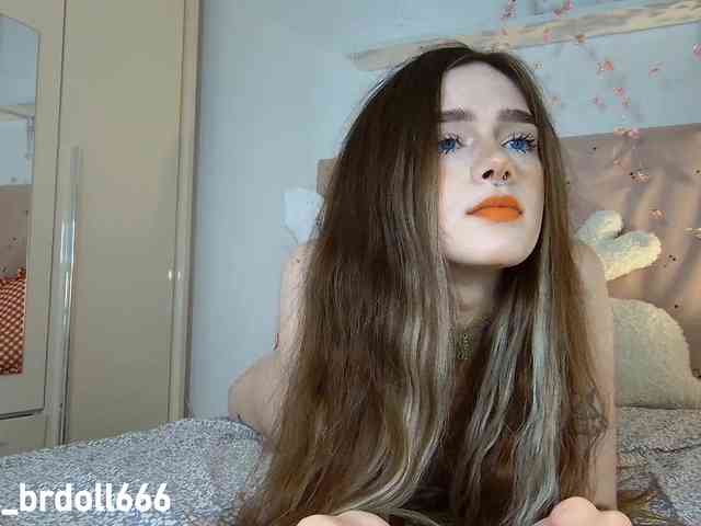 BrokenDoll666