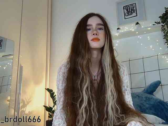 BrokenDoll666 Live Webcam on BongaCams