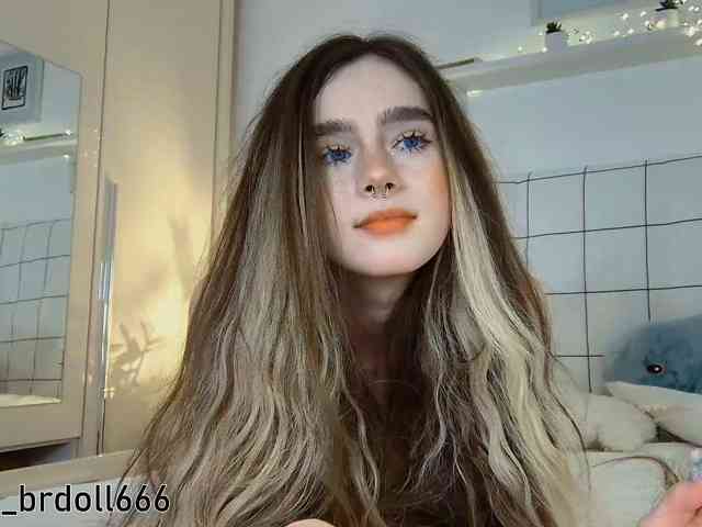 BrokenDoll666 BrokenDoll666