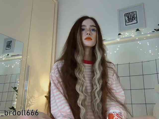 BrokenDoll666 Sex Cam Show