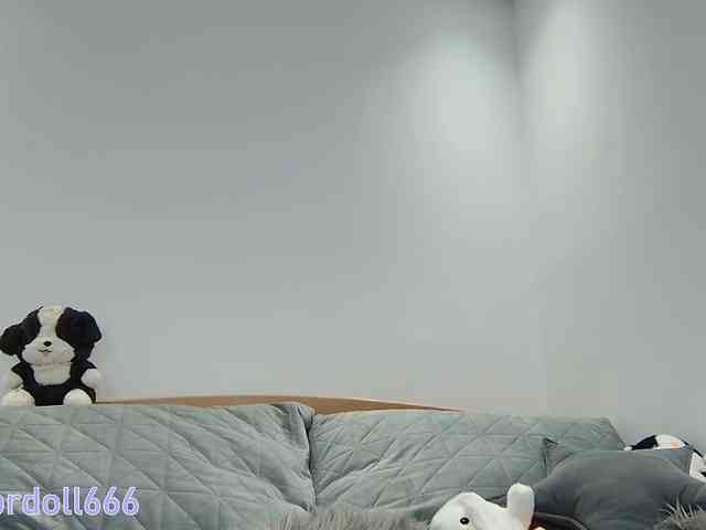BrokenDoll666