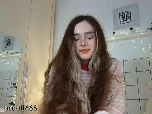 BrokenDoll666 Sex Cam Show
