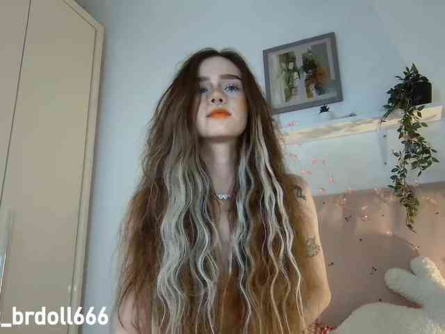 BrokenDoll666