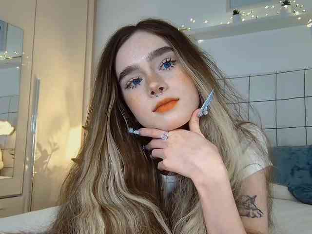 Модель: BrokenDoll666