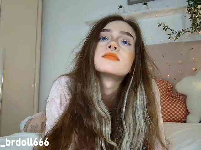 BrokenDoll666 BrokenDoll666