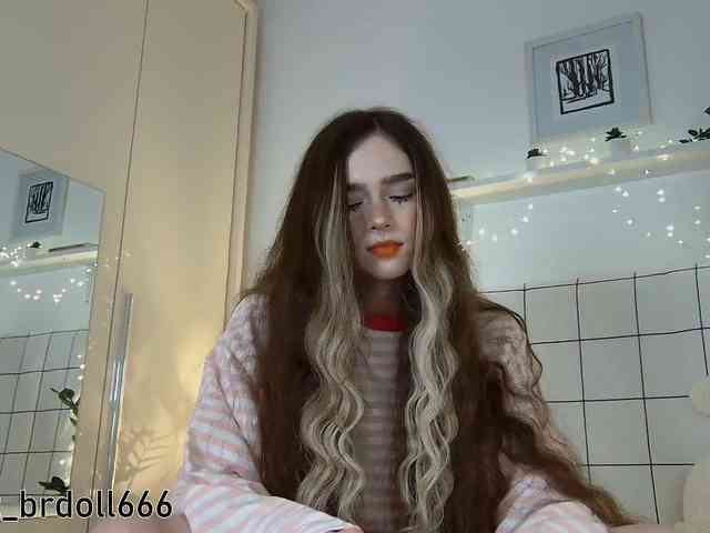 BrokenDoll666 Sex Cam Show