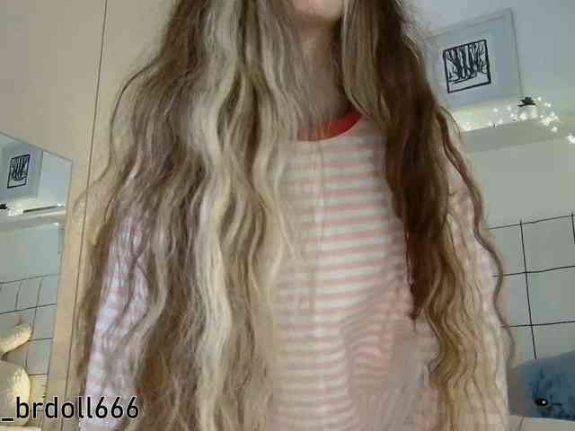 BrokenDoll666