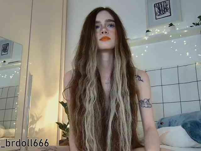 Модель: BrokenDoll666
