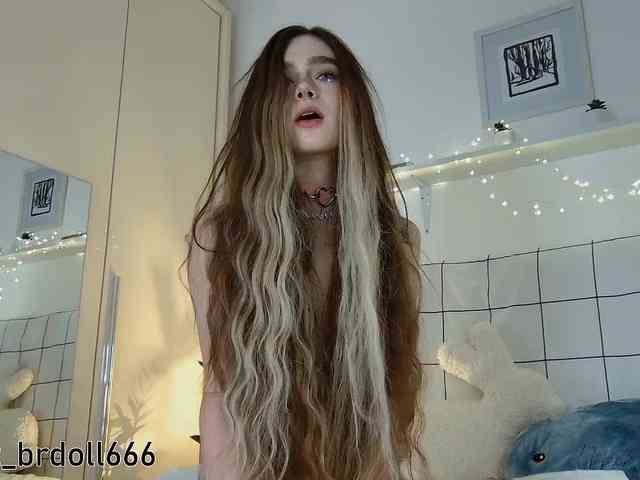 BrokenDoll666