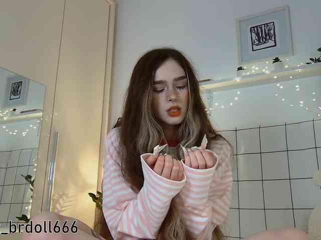 BrokenDoll666