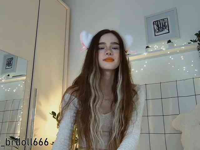 Модель: BrokenDoll666
