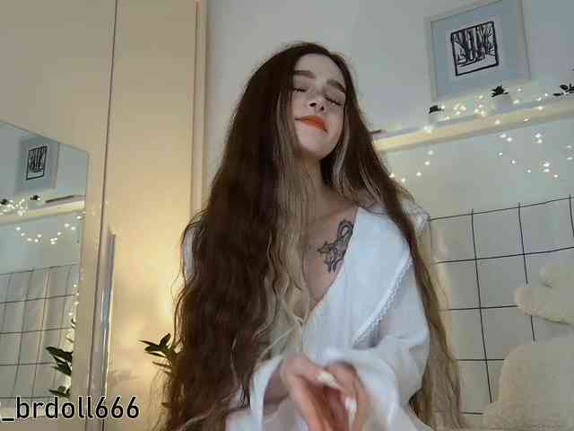 BrokenDoll666 Sex Cam Show