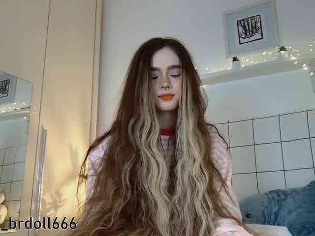 BrokenDoll666